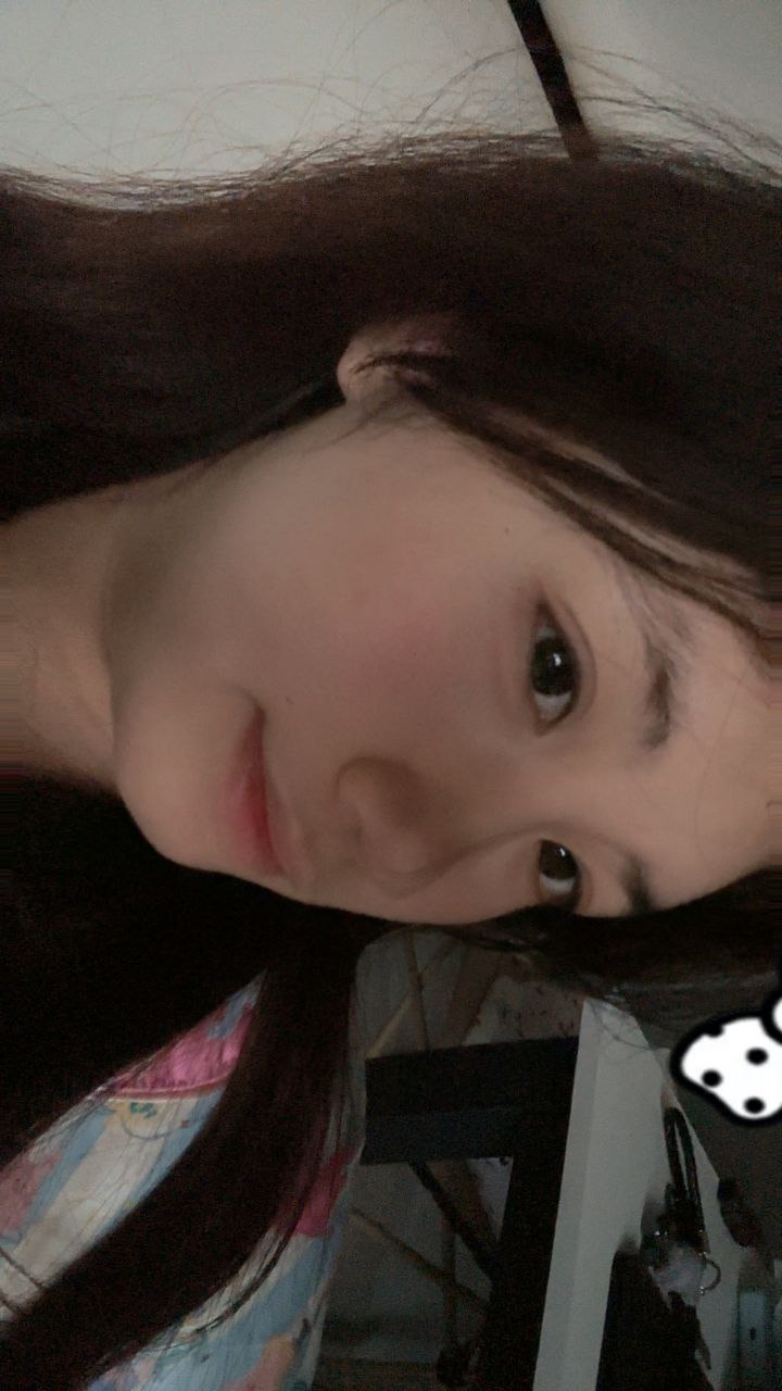 广西 南宁 18岁 168cm 145 B杯 学生 前凸后翘 抽烟纹身:无 SM:否 无套:可 口交:可 过夜:可 同居:可 可飞:能 价格:10 特点:前凸后翘