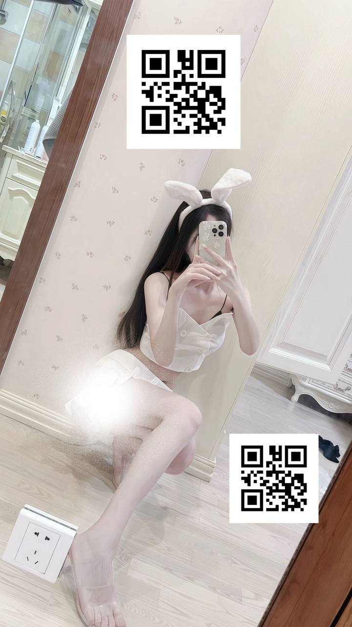 浙江 宁波 21岁 160cm 86 B杯 学生 读书 清纯 没谈过恋爱 SM:是 无套:否 口交:可 过夜:可 同居:否 可飞:否 价格:6 特点:读书 清纯 没谈过恋爱