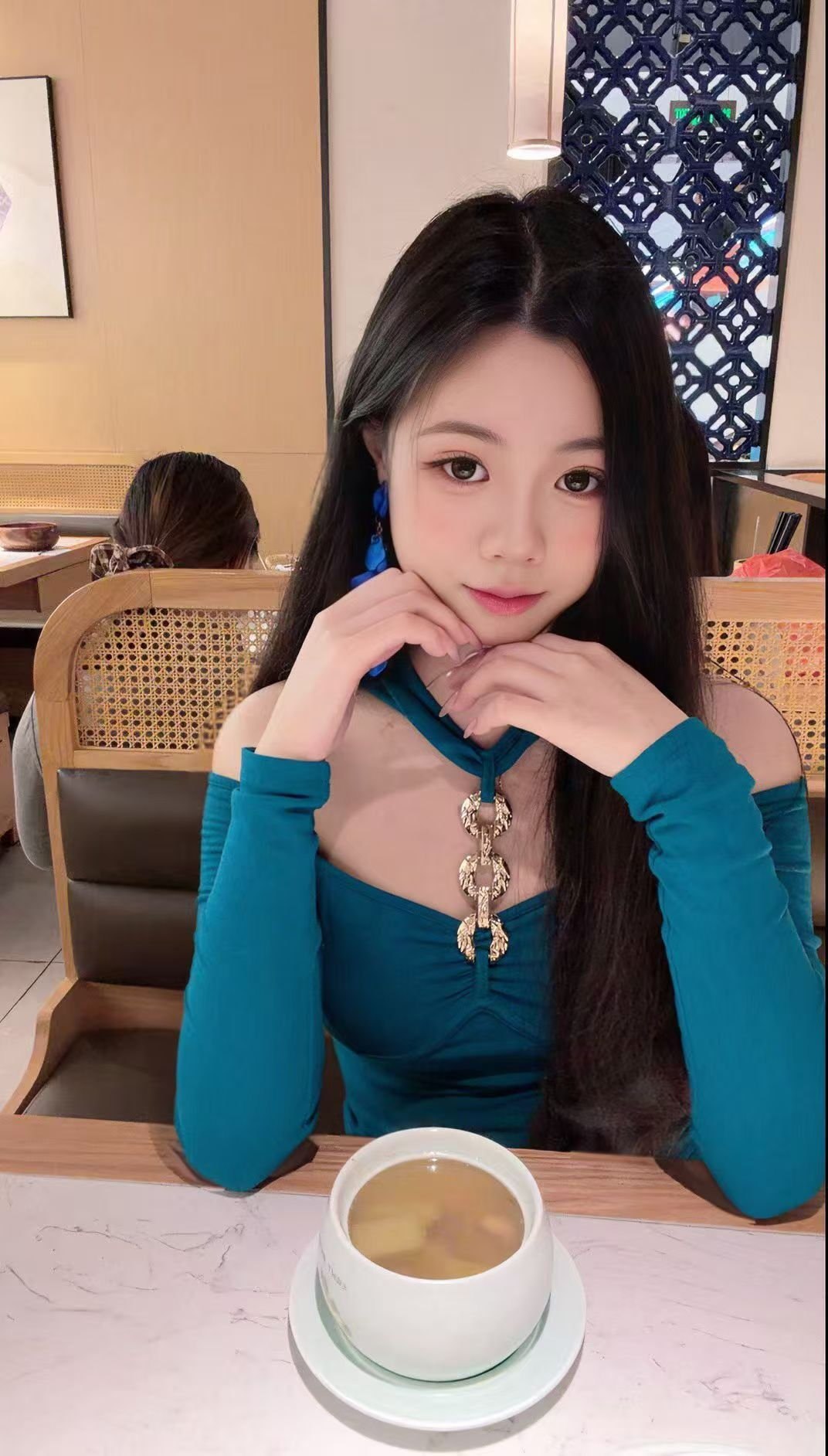 广东 深圳 22岁 161cm 100 B杯 工作 甜美妹妹 可甜可御 乖巧听话 性格开朗 懂事不粘人 温柔体贴 皮肤白嫩 床上主动 水多多的 很骚 反差感强 可口可无 不死鱼 床上配合度高 声音好听 会叫 会喘 接受程度高 可以玩 SM 渴望被调教 享受调教的征服感 期待老板来开发多姿势 抽烟纹身:无 SM:是 无套:可 口交:可 过夜:可 同居:否 可飞:可 广东省内以及周边 价格:7.5 特点:甜美妹妹 可甜可御 乖巧听话 性格开朗 懂事不粘人 温柔体贴 皮肤白嫩 床上主动 水多多的 很骚 反差感强 可口可无 不死鱼 床上配合度高 声音好听 会叫 会喘 接受程度高 可以玩 SM 渴望被调教 享受调教的征服感 期待老板来开发多姿势