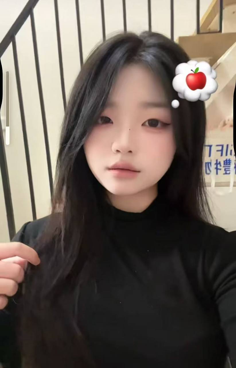 广东 佛山 18岁 157cm 106 C杯 听话 SM:是 无套:可 口交:可 过夜:可 同居:否 可飞:否 价格:12 特点:听话