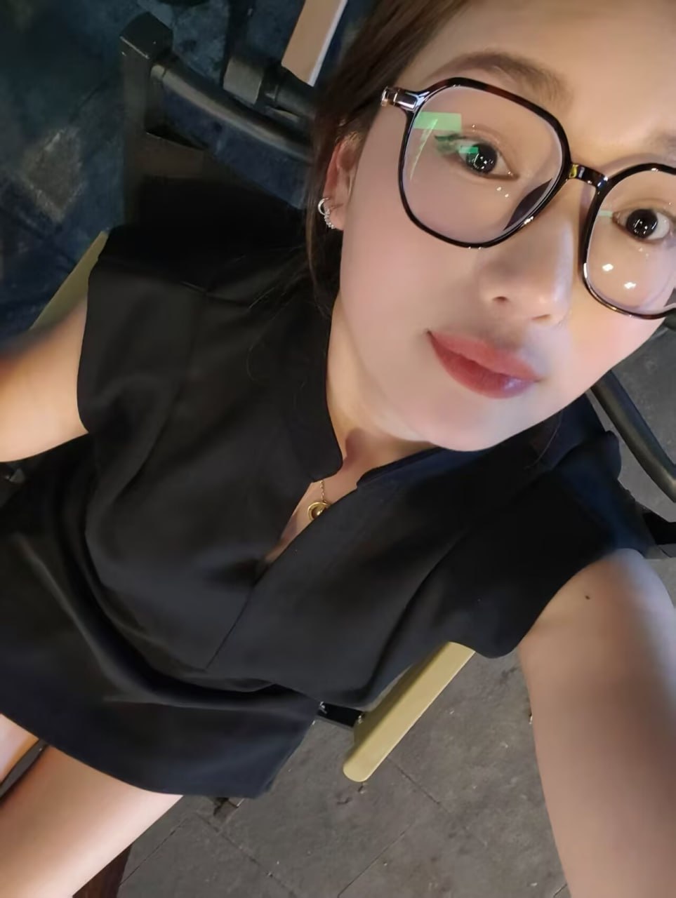 江苏 南京 30岁 163cm 106 B杯 美甲师 少妇 事儿少 SM:否 无套:否 口交:可 过夜:可 可飞:否 价格:15 特点:少妇 事儿少
