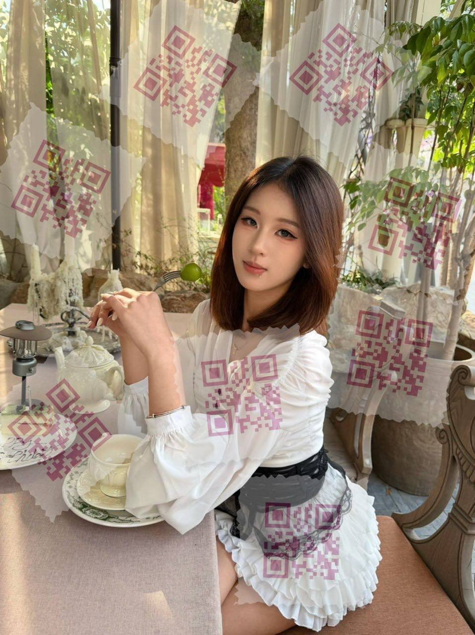 四川 成都 19岁 170cm 98 B杯 性格活泼,会带气氛唱歌好听,原生脸 口交:可 过夜:可 可飞:可 其他城市 外省 价格:15 特点:性格活泼,会带气氛唱歌好听,原生脸