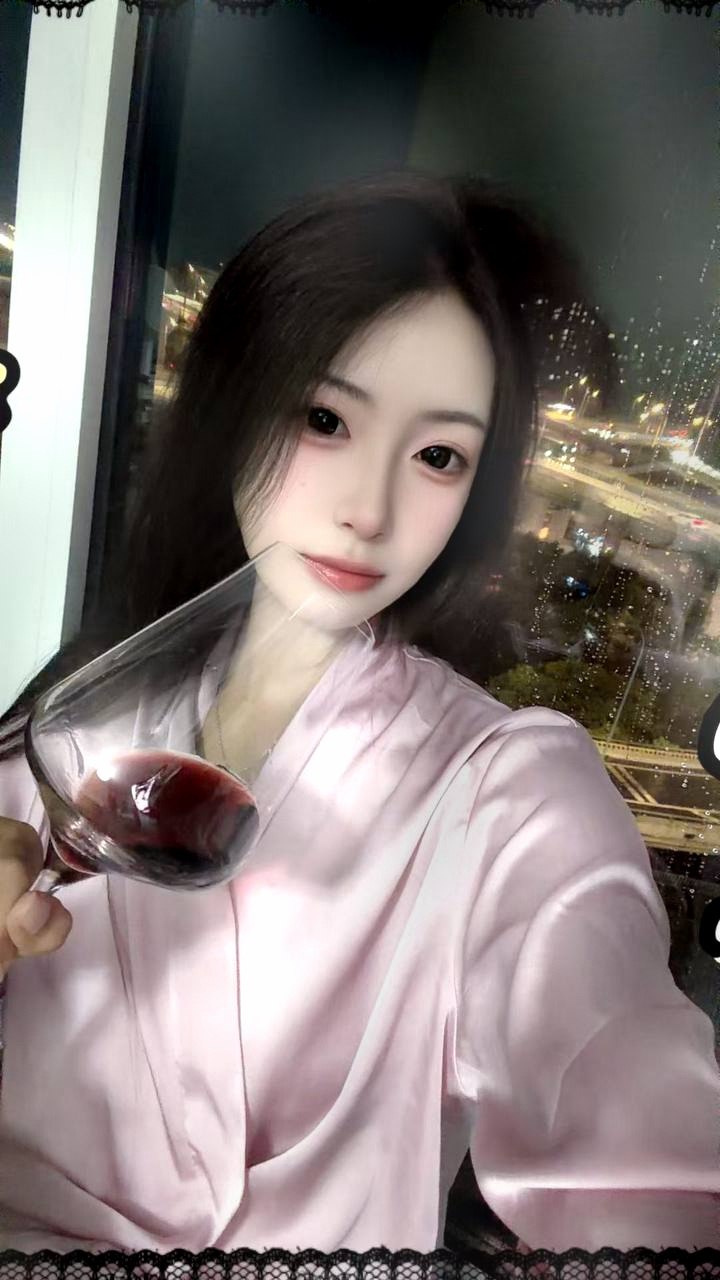 山东 济南 24岁 164cm 48 B杯 工作 骚 听话 水多 高强度配合 SM:是 无套:可 口交:可 过夜:可 同居:否 可飞:可 加米可以去 价格:30 特点:骚 听话 水多 高强度配合