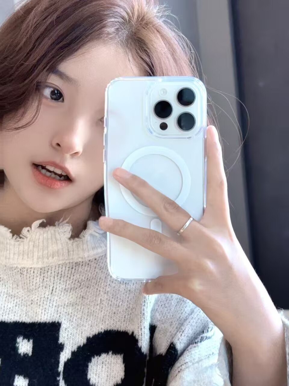 云南 昆明 22岁 166cm 55 B杯 无 听话懂事细心 抽烟纹身:不抽烟有纹身 SM:是 无套:可 口交:可 过夜:可 同居:短期可 可飞:否 价格:8 特点:听话懂事细心
