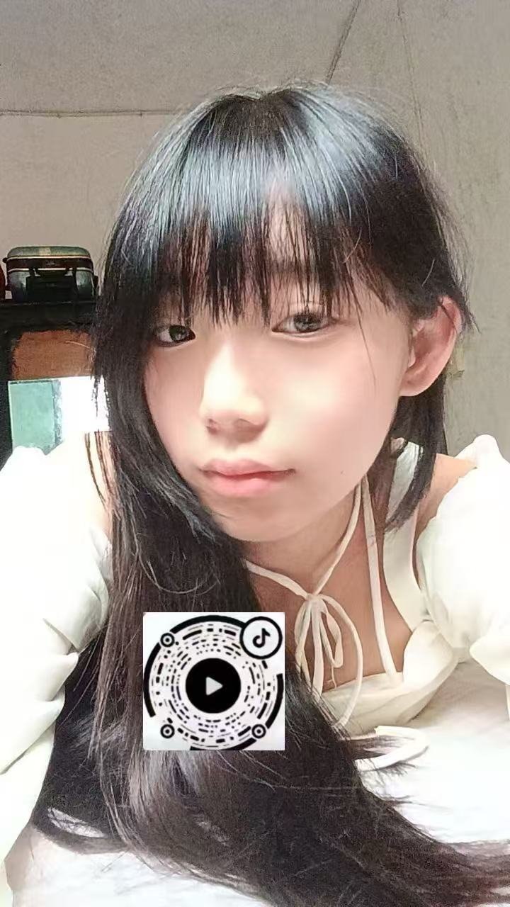 四川 德阳 16岁 161cm 96 B杯 学生 大腿有肉 声音好听 听话 会配合金主爸爸 抽烟纹身:无 SM:否 无套:否 口交:可 过夜:否 同居:否 可飞:不可 德阳中江县 价格:24 特点:大腿有肉 声音好听 听话 会配合金主爸爸