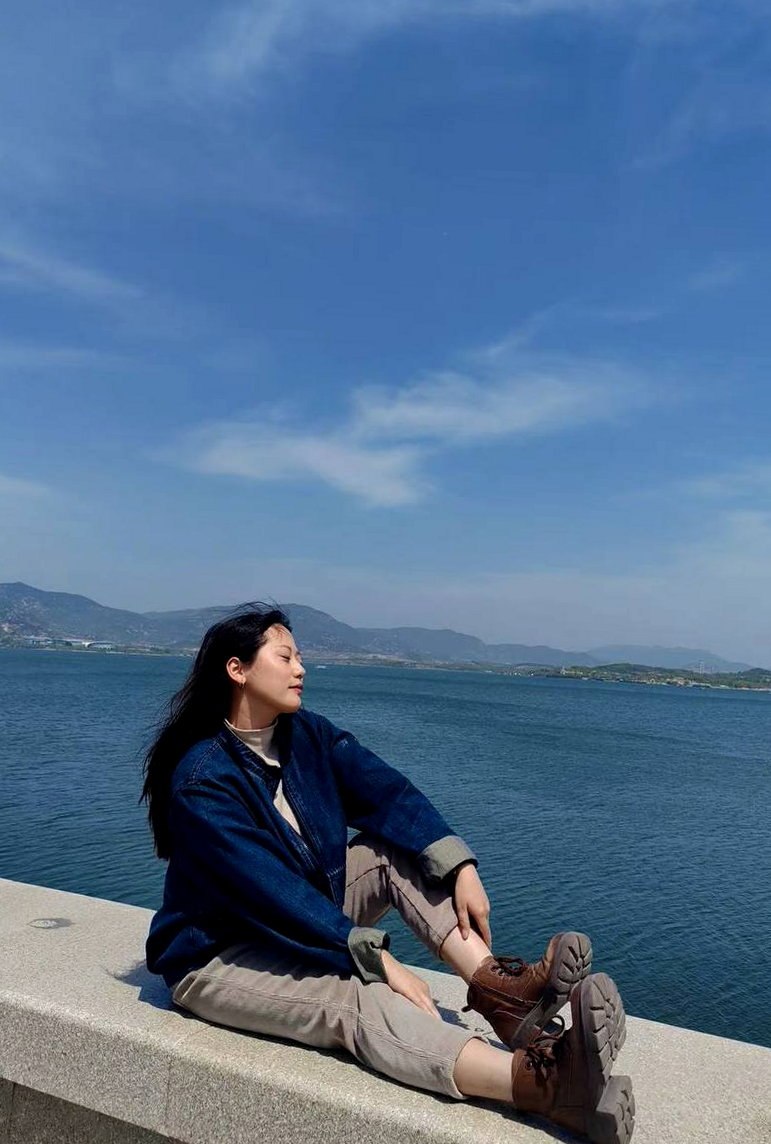 山东 淄博 26岁 157cm 108 B杯 上班 开朗,圈子干净,可口,可内,可无t,多姿势,不死鱼,全国飞,叫床好听,玩的开,懂得付出陪伴和情绪价值 抽烟纹身:不抽烟无纹身 SM:否 无套:可 口交:可 过夜:可 同居:否 可飞:可 全国 价格:5 特点:开朗,圈子干净,可口,可内,可无t,多姿势,不死鱼,全国飞,叫床好听,玩的开,懂得付出陪伴和情绪价值