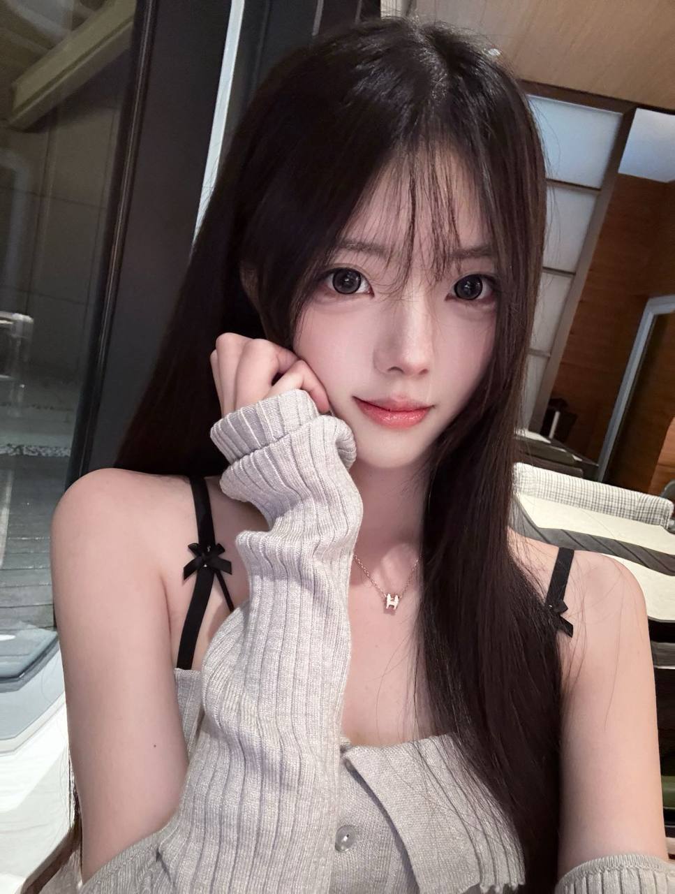 山东 济南 19岁 168cm 88 B杯 学生 济南本科女大 双商在线 情绪价值足 声音甜 白小纯 白幼瘦 比例好 会潜水 线下好看 素颜抗打 风格百变 抽烟纹身:无 SM:是 无套:否 口交:可 过夜:可 同居:否 可飞:能,可出国 价格:20 特点:济南本科女大 双商在线 情绪价值足 声音甜 白小纯 白幼瘦 比例好 会潜水 线下好看 素颜抗打 风格百变