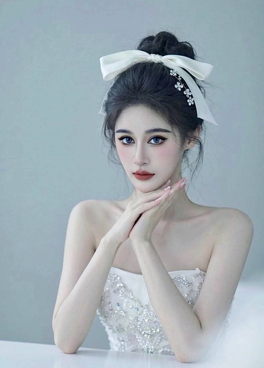 浙江 杭州 22岁 165cm 88 B杯 学生 抽烟纹身:无 SM:是 无套:否 口交:可 过夜:可 同居:可 可飞:可 港澳台或安全国家 价格:20