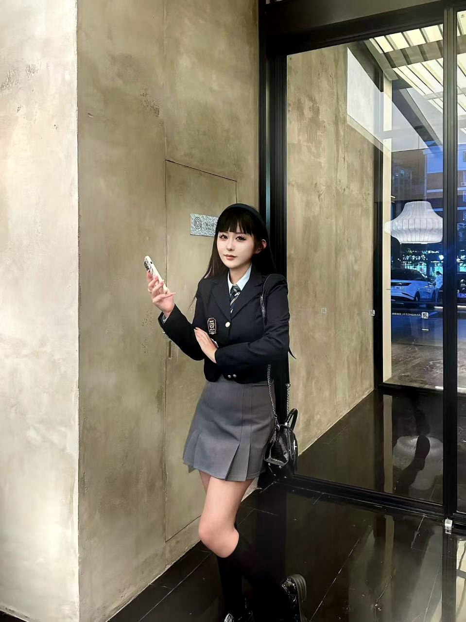 山东 菏泽 18岁 165cm 102 C杯 带货直播 听话 懂事 年龄小 三点粉嫩 抽烟纹身:有抽烟无纹身 SM:轻 无套:可 口交:可 过夜:可 同居:可 可飞:可 价格:12 特点:听话 懂事 年龄小 三点粉嫩
