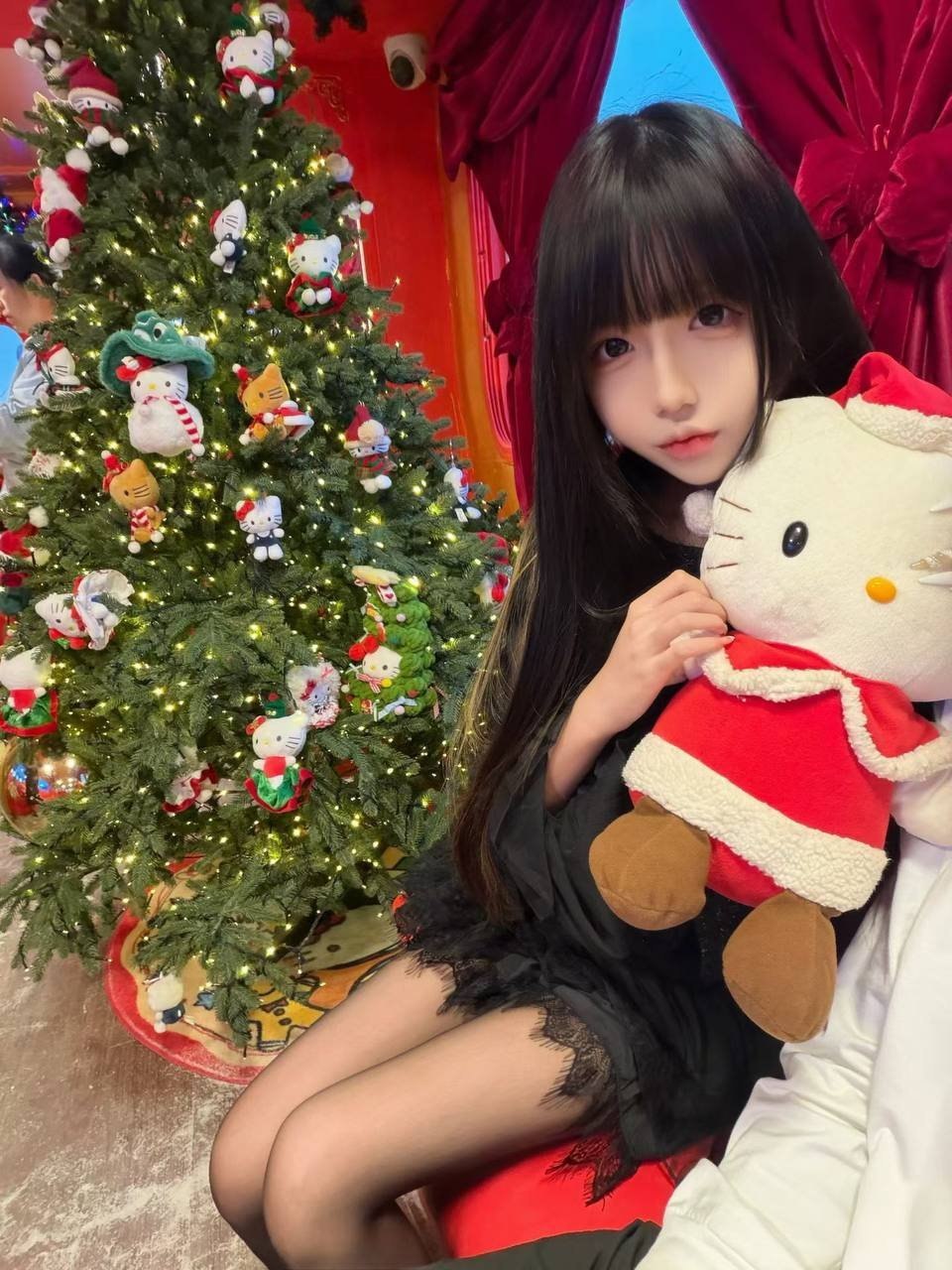 广东 深圳 18岁 165cm 87 C杯 学生 听话乖乖女形象可甜可御会跳舞会简单的厨艺高情商能给情绪价值 抽烟纹身:无 SM:否 无套:否 口交:可 过夜:可 同居:可 可飞:可,有通行证或护照,可异地伴游 价格:8 特点:听话乖乖女形象可甜可御会跳舞会简单的厨艺高情商能给情绪价值