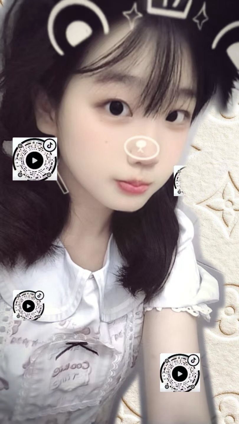 四川 江油 19岁 160cm 105 D杯 学生 好沟通 抽烟纹身:无 SM:否 无套:否 口交:可 过夜:否 同居:否 可飞:否 价格:1 特点:好沟通