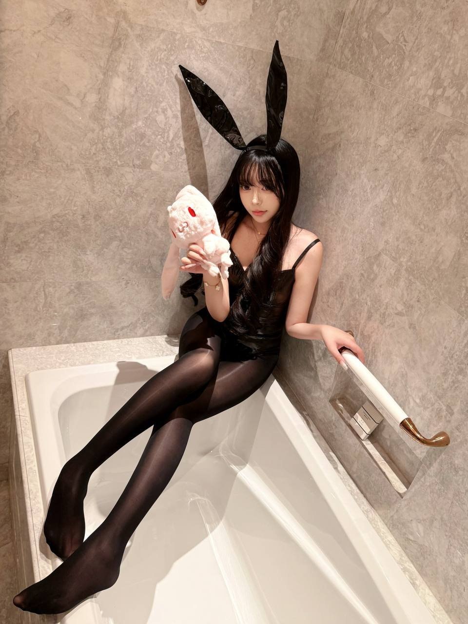 江苏 南京 19岁 168cm 98 B杯 学生 性格温柔服务好很骚腰细腿长会跳小舞蹈06年在校大学生去过很多国家有签证可陪旅游待人温和真诚会照顾人声音小懂事为他人着想偏安静可爱清纯也可御姐满满情绪价值腿长爱穿丝袜开档黑丝主动听话反差女喜欢cosplay玩sm当小狗角色扮演口活棒会聊天乖巧懂事 抽烟纹身:无 SM:是 无套:可 口交:可 过夜:可 同居:否 可飞:可 价格:8 特点:性格温柔服务好很骚腰细腿长会跳小舞蹈06年在校大学生去过很多国家有签证可陪旅游待人温和真诚会照顾人声音小懂事为他人着想偏安静可爱清纯也可御姐满满情绪价值腿长爱穿丝袜开档黑丝主动听话反差女喜欢cosplay玩sm当小狗角色扮演口活棒会聊天乖巧懂事