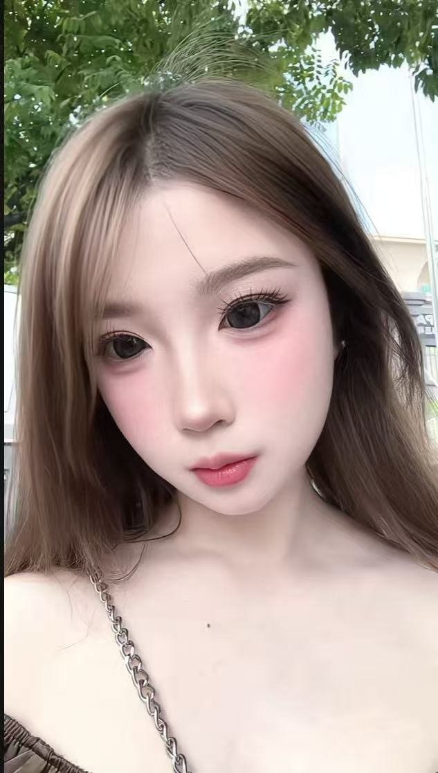 云南 昆明 20岁 165cm 45 D杯 学生 身材好,活好 抽烟纹身:不抽烟有纹身 SM:否 无套:可 口交:可 过夜:可 同居:否 可飞:不能 价格:5-15 特点:身材好,活好