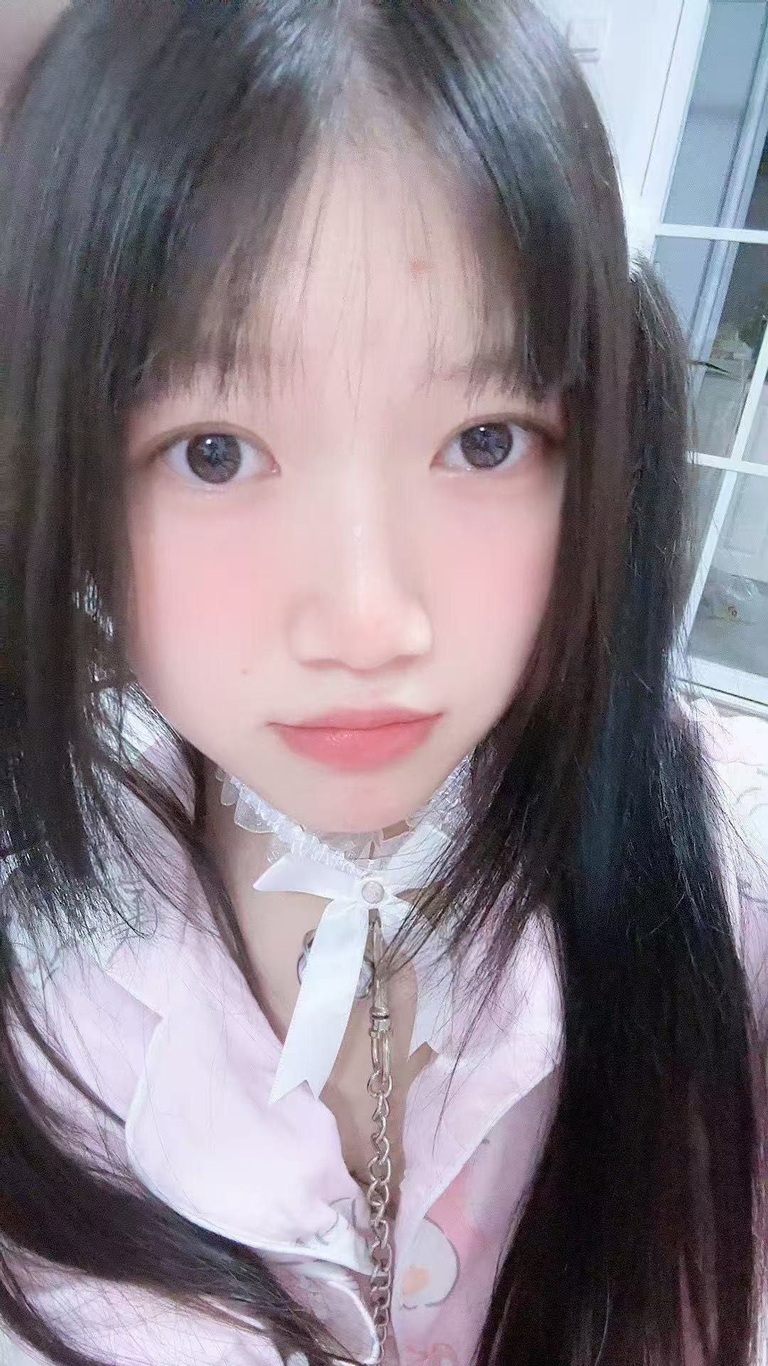 广西 南宁 22岁 158cm 95 A杯 学生 乖 三坑萝莉 可爱 听话 舔阴/肛 肛塞 剃毛 耳光 捆绑 滴蜡 室息 语言侮辱 项圈脚铐 角色扮演 情趣玩具 抽烟纹身:无 SM:是 无套:可 口交:可 过夜:否 同居:否 可飞:看情况 价格:4 特点:乖 三坑萝莉 可爱 听话 舔阴/肛 肛塞 剃毛 耳光 捆绑 滴蜡 室息 语言侮辱 项圈脚铐 角色扮演 情趣玩具