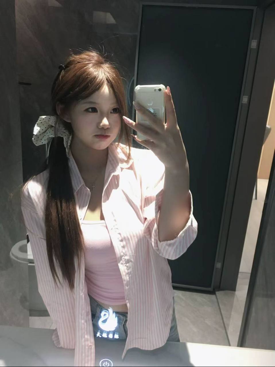 福建 晋江 19岁 165cm 110 B杯 学生 情绪稳定 不闹腾 听话执行力强 拎的清 抽烟纹身:有纹身 SM:否 无套:否 口交:否 过夜:可 同居:否 可飞:可 价格:4 特点:情绪稳定 不闹腾 听话执行力强 拎的清