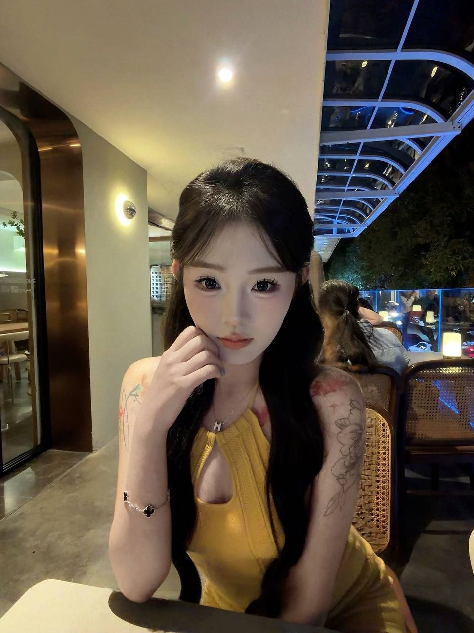 福建 厦门 22岁 170cm 55 B杯 主播 会做饭 脾气好 情绪价值高 可带出门情商高 SM:是 无套:可 口交:可 过夜:可 同居:可 可飞:可 其他城市 港澳 价格:15 特点:会做饭 脾气好 情绪价值高 可带出门情商高