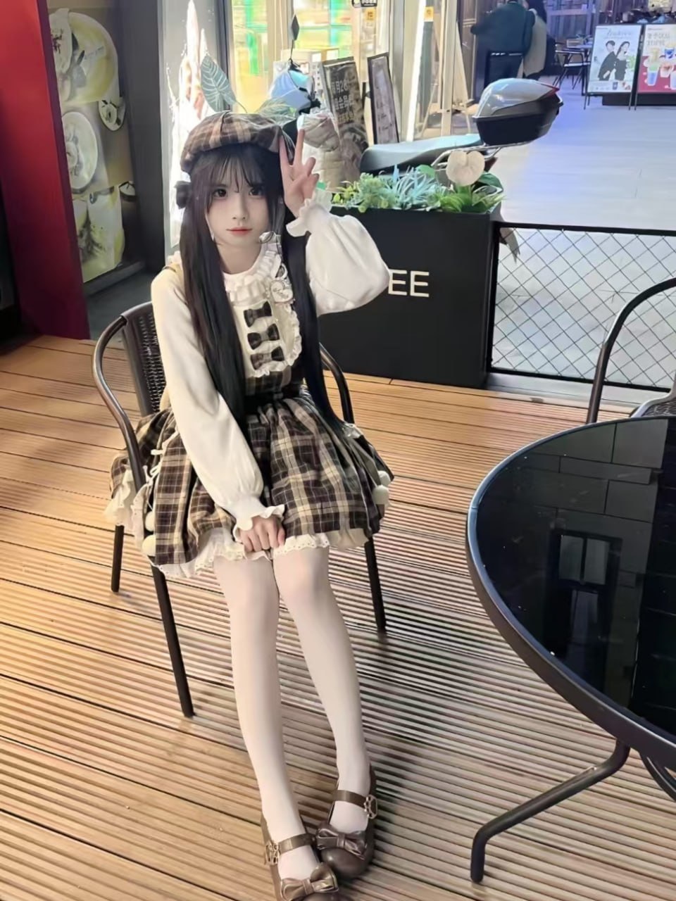 江西 赣州 21岁 155cm 80 C杯 无 甜美 瘦小 听话 懂事 抽烟纹身:无 SM:否 无套:否 口交:否 过夜:可 可飞:否 价格:3 特点:甜美 瘦小 听话 懂事