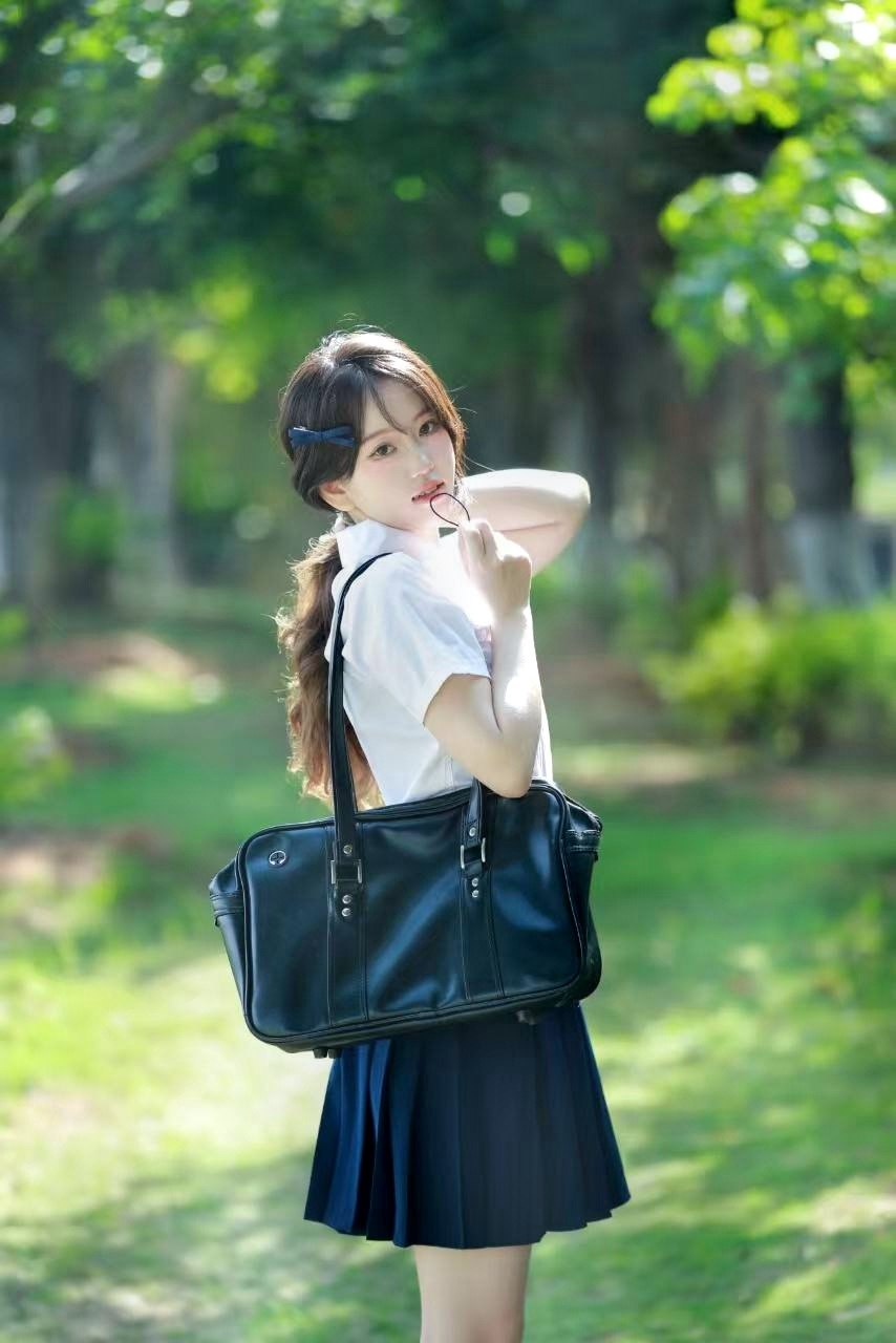 福建 厦门 20岁 164cm 86 C杯 实习 听话 抽烟纹身:无 SM:是 无套:否 口交:可 过夜:可 同居:可 可飞:不可 价格:8 特点:听话
