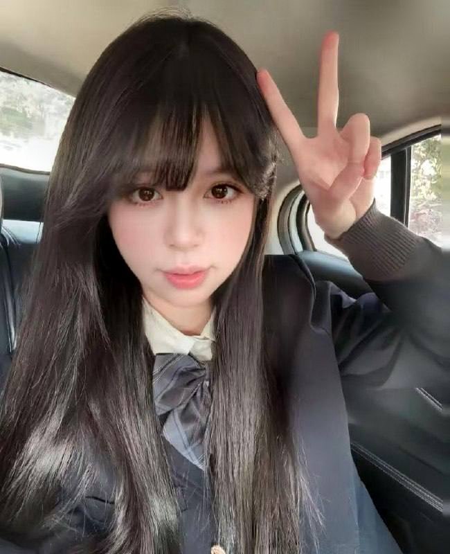 广东 深圳 22岁 163cm 93 B杯 刚毕业 中越法混血,听话,圈子小,私生活干净,不抽烟不喝酒,enfp可以提供很好的情绪价值和恋爱体验 抽烟纹身:不抽烟无纹身 SM:是 无套:否 口交:可 过夜:可 同居:可 可飞:可 价格:12-24 特点:中越法混血,听话,圈子小,私生活干净,不抽烟不喝酒,enfp可以提供很好的情绪价值和恋爱体验