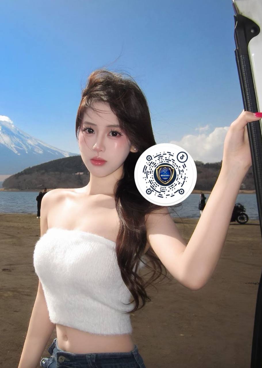 浙江 杭州 19岁 160cm 92 B杯 学生 在校女大校花 舞蹈生可验证 三点粉 皮肤白 脾气温柔 性格活泼,有气质,穿搭衣品非常棒,身材S腰臀比极品,那方面比较反差 闷骚水多 耐操 会提供情绪价值 抽烟纹身:无 SM:中度 无套:否 口交:可 过夜:可 可飞:可外省 价格:15 特点:在校女大校花 舞蹈生可验证 三点粉 皮肤白 脾气温柔 性格活泼,有气质,穿搭衣品非常棒,身材S腰臀比极品,那方面比较反差 闷骚水多 耐操 会提供情绪价值