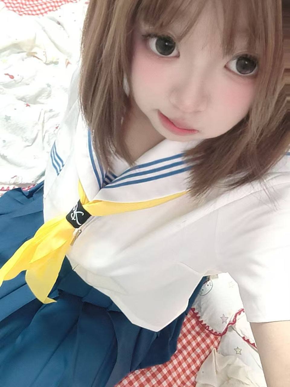 江苏 宿迁 21岁 168cm 158 C杯 前幼师 不太了解呢 抽烟纹身:无 SM:轻 无套:可 口交:可 过夜:可 同居:后期可 可飞:可 江浙沪 价格:8 特点:不太了解呢