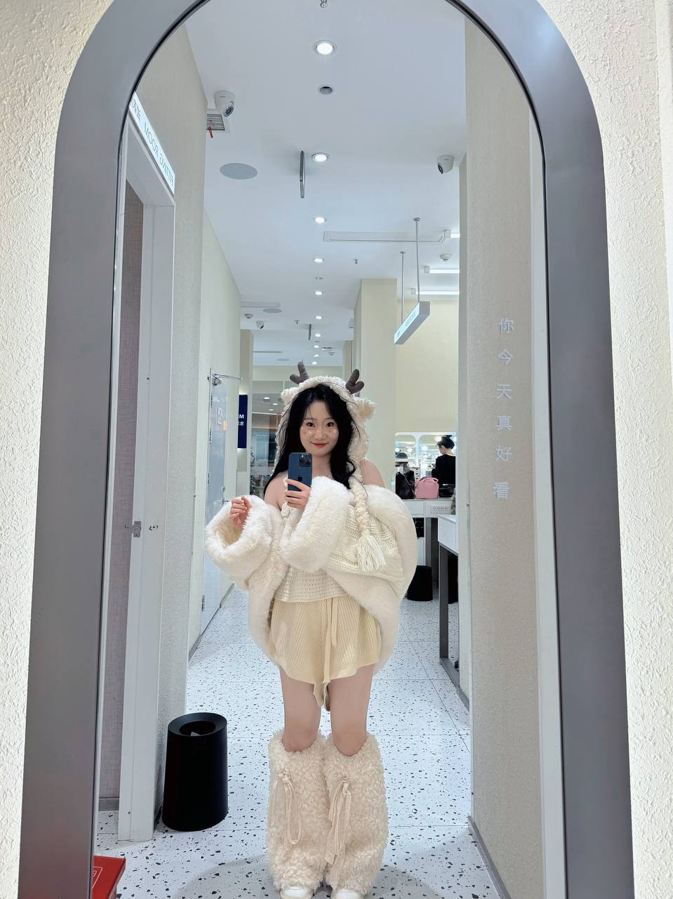 山东 济南 28岁 160cm 115 B杯 老师 性格好 配合,画画 钢琴 抽烟纹身:无 SM:否 无套:否 口交:可 过夜:可 同居:可 可飞:否 价格:3.5 特点:性格好 配合,画画 钢琴