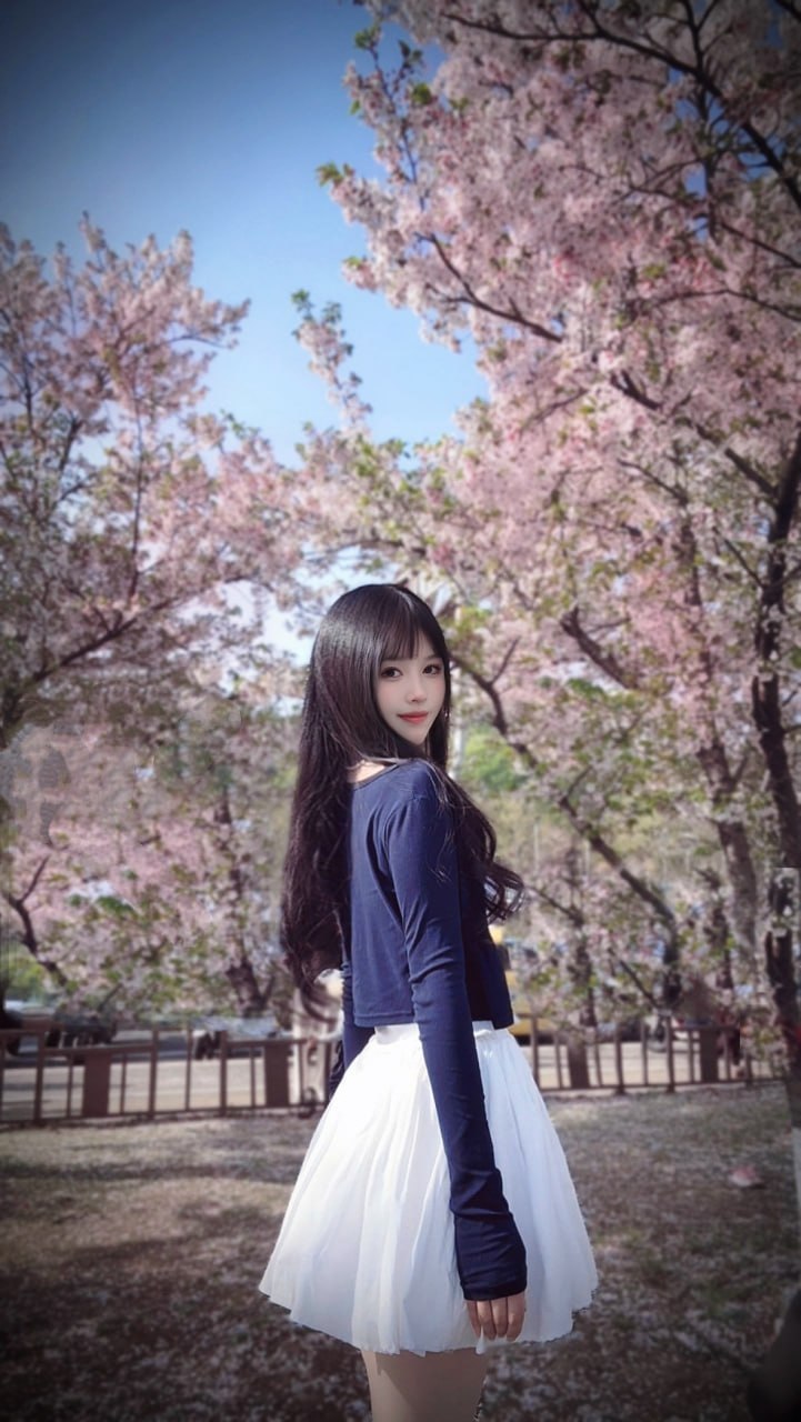 江苏 南京 27岁 167cm 104 B杯 上班 身材匀称,气质好 抽烟纹身:无 SM:否 无套:否 口交:可 过夜:看情况 同居:否 可飞:否 价格:5 特点:身材匀称,气质好