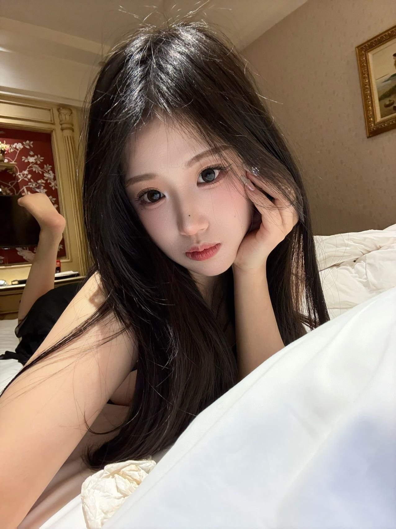 湖南 长沙 22岁 165cm 95 C杯 老师 皮肤白 真胸 反差 身体软 无整 艺术生 喜欢画画 可甜可御 做饭好吃 性格好 会照顾人 抽烟纹身:无 SM:是 无套:否 口交:可 过夜:可 同居:否 可飞:可,周边城市,外省 价格:21 特点:皮肤白 真胸 反差 身体软 无整 艺术生 喜欢画画 可甜可御 做饭好吃 性格好 会照顾人