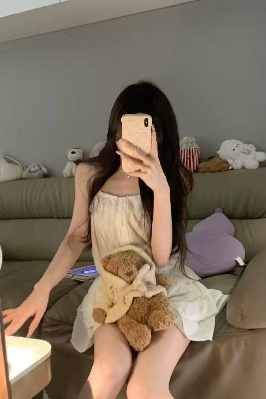 浙江 杭州 22岁 162cm 90 B杯 刚毕业 皮肤白。清纯甜妹 抽烟纹身:无 SM:微 无套:否 口交:可 过夜:可 同居:可 可飞:可 港澳台 价格:20 特点:皮肤白。清纯甜妹