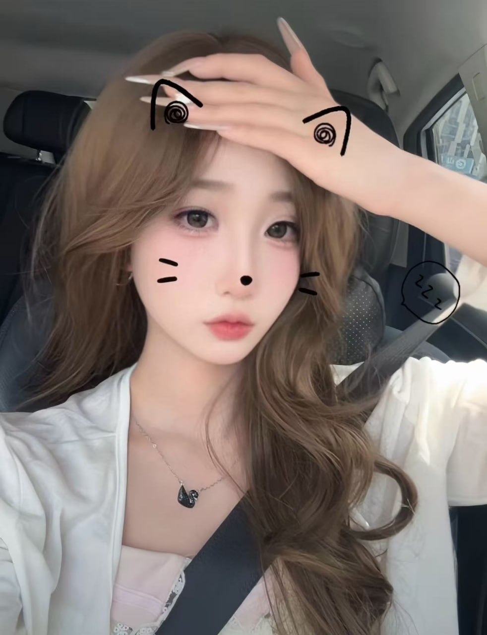 山东 济南 18岁 165cm 90 B杯 无 SM:否 可飞:否 价格:5