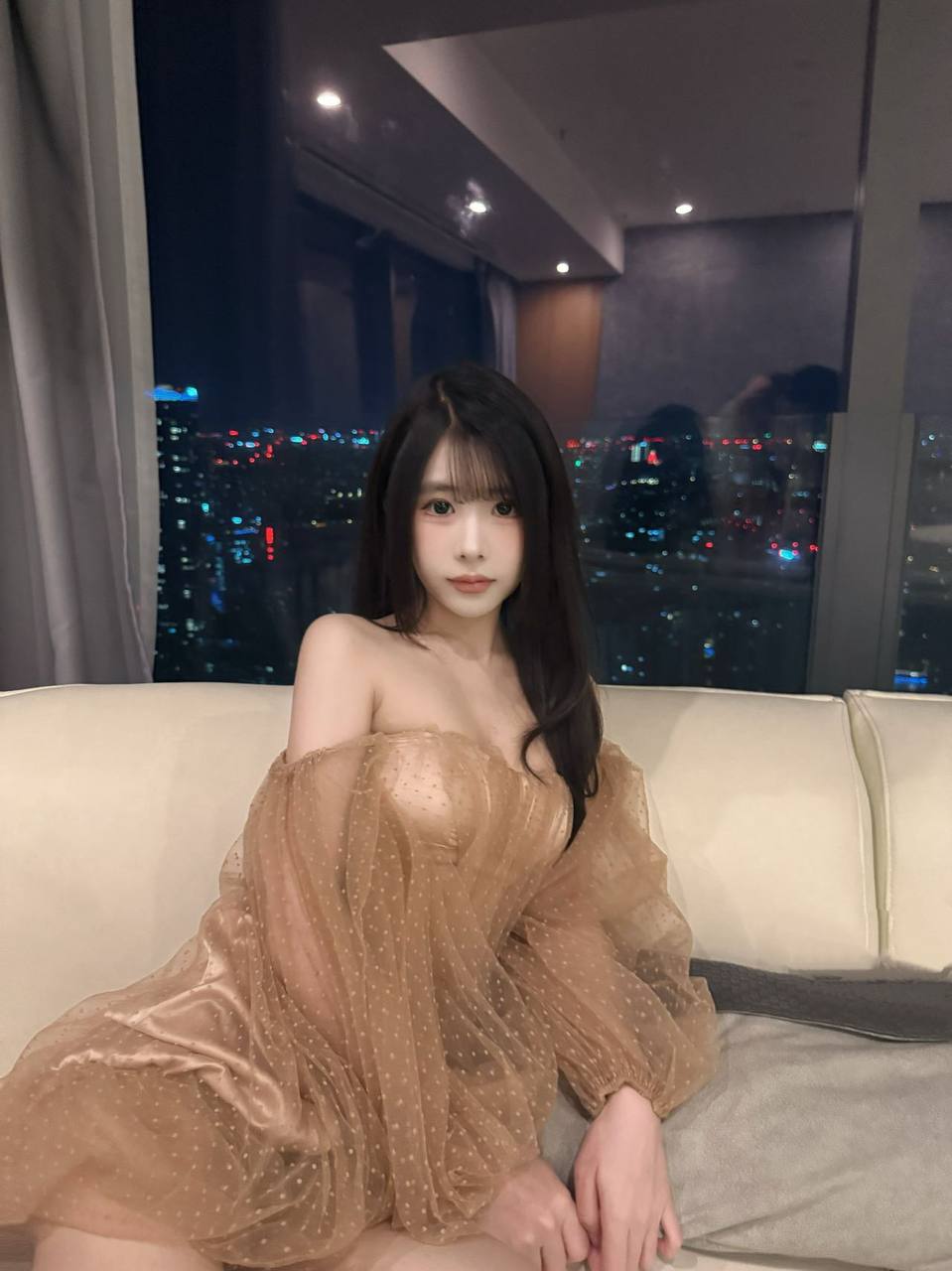 四川 成都 20岁 163cm 88 B杯 学生 在读学生,清纯甜美,阳光开朗,女友力强,情绪价值高,唱歌很好听,喜欢运动,身材比例好,前凸后翘,身体柔软,床上主动,听话,反差大,会叫爸爸,水多,敏感,叫床好听 SM:否 口交:可 过夜:可 可飞:可 外省 价格:18 特点:在读学生,清纯甜美,阳光开朗,女友力强,情绪价值高,唱歌很好听,喜欢运动,身材比例好,前凸后翘,身体柔软,床上主动,听话,反差大,会叫爸爸,水多,敏感,叫床好听