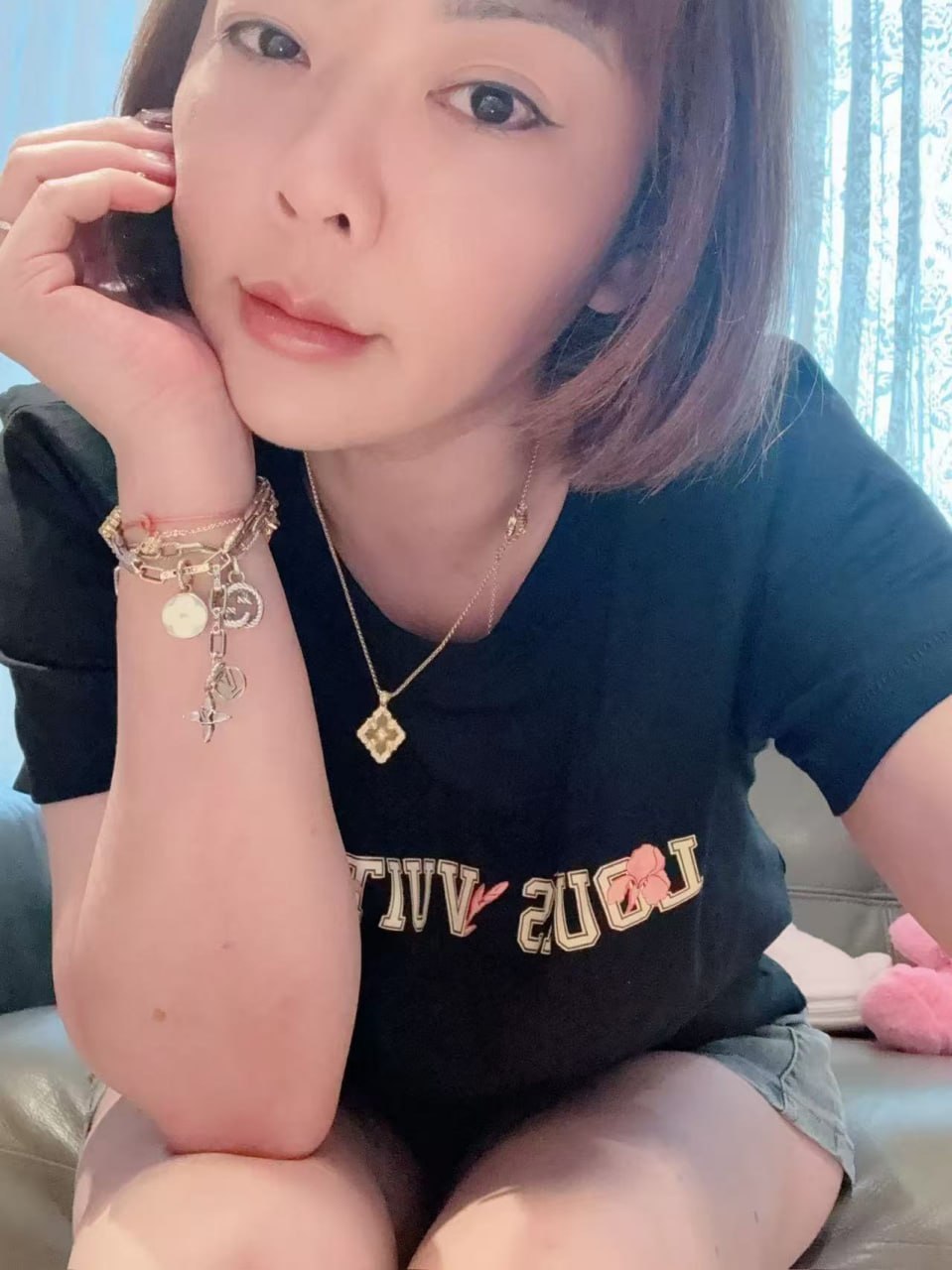 台湾 新竹 35岁 170cm 68 E杯 美容师 真奶 性生活单纯,温柔懂事 抽烟纹身:无 SM:是 无套:否 口交:可 过夜:可 同居:可 可飞:可 台湾随时 大陆8/3后 价格:6 特点:真奶 性生活单纯,温柔懂事