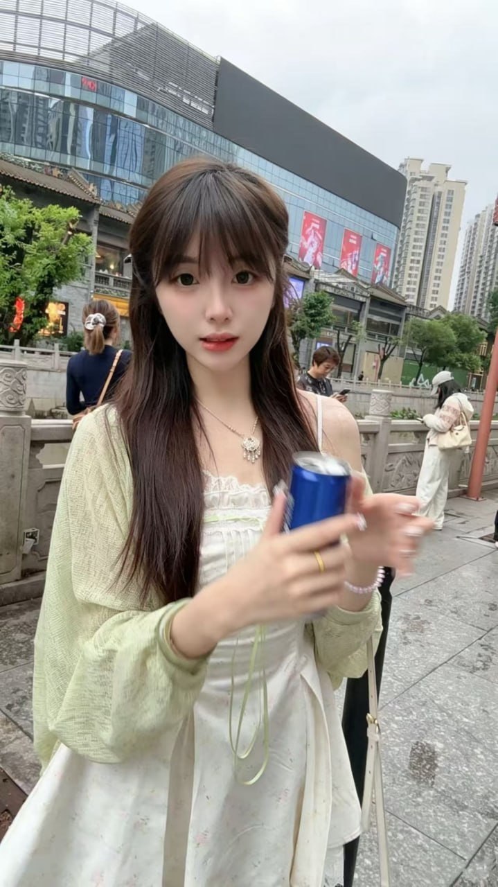 广东 揭阳普宁 22岁 161cm 41 B杯 找工作 皮肤白 听话懂事 SM:否 无套:否 口交:可 过夜:可 同居:看眼缘 可飞:可 其他省份城市 异地伴游 价格:8 特点:皮肤白 听话懂事