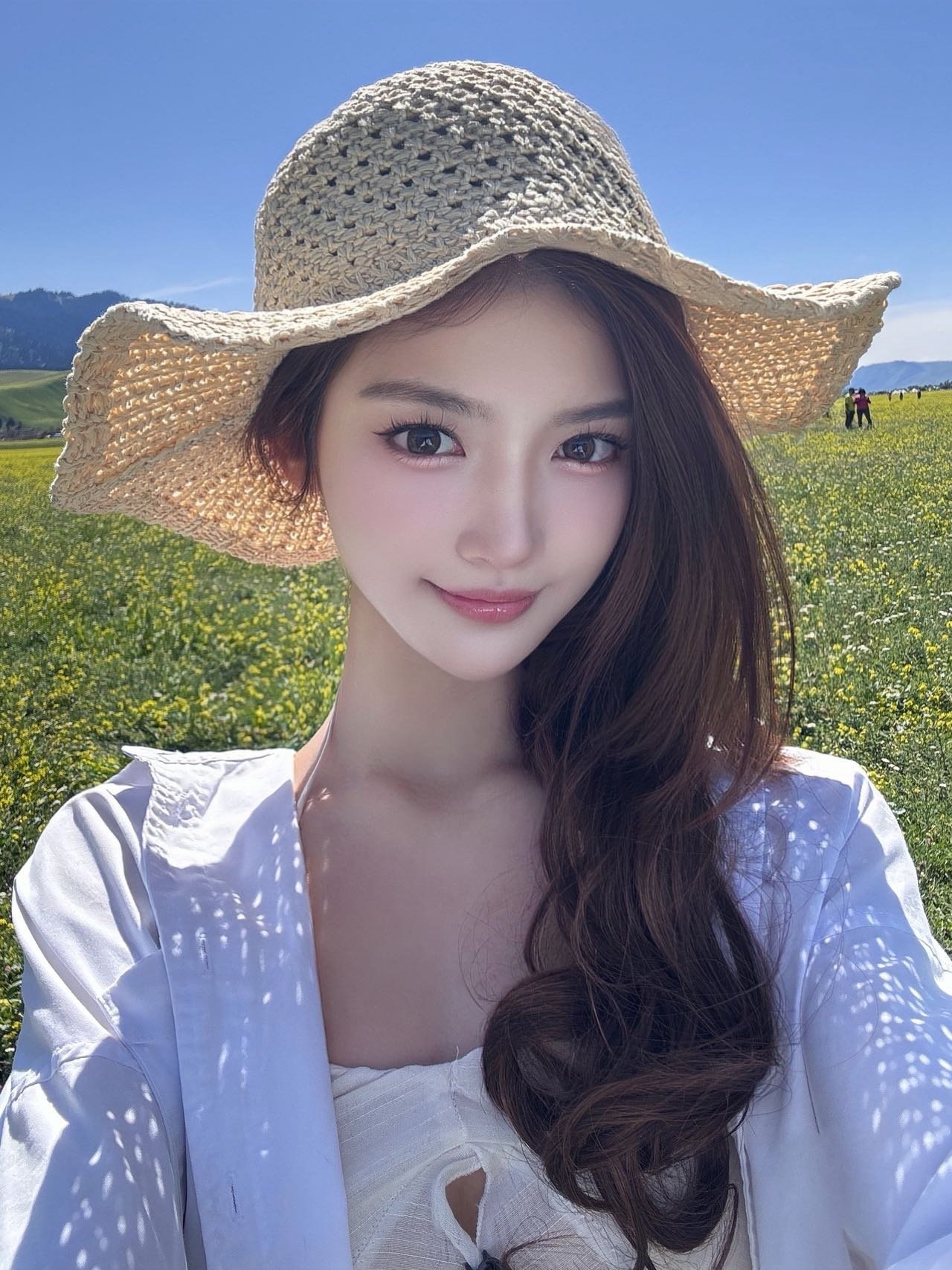 广东 深圳 24岁 168cm 46 B杯 御姐 性格好,无整容,御姐 抽烟纹身:无 SM:否 无套:否 口交:可 过夜:可 可飞:可 安全国家 价格:30 特点:性格好,无整容,御姐