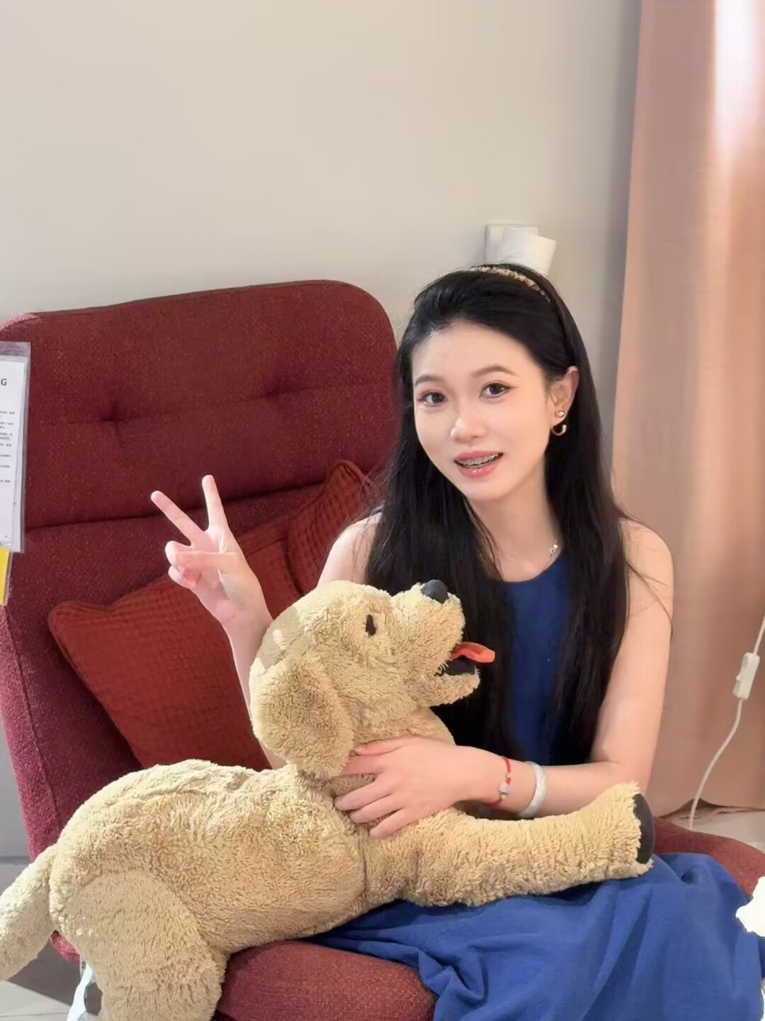 广东 广州 23岁 158cm 88 B杯 幼师 抽烟纹身:无 SM:否 无套:否 口交:可 过夜:可 同居:否 可飞:不可 价格:30