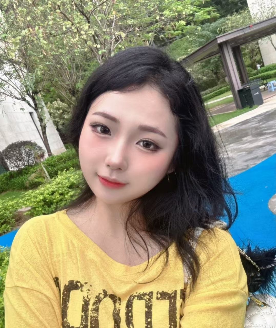 广东 广州 23岁 160cm 108 B杯 化妆师 会来事儿,烧,床上功夫好 抽烟纹身:无 SM:是 无套:可 口交:可 过夜:可 同居:否 可飞:不能 价格:5 特点:会来事儿,烧,床上功夫好