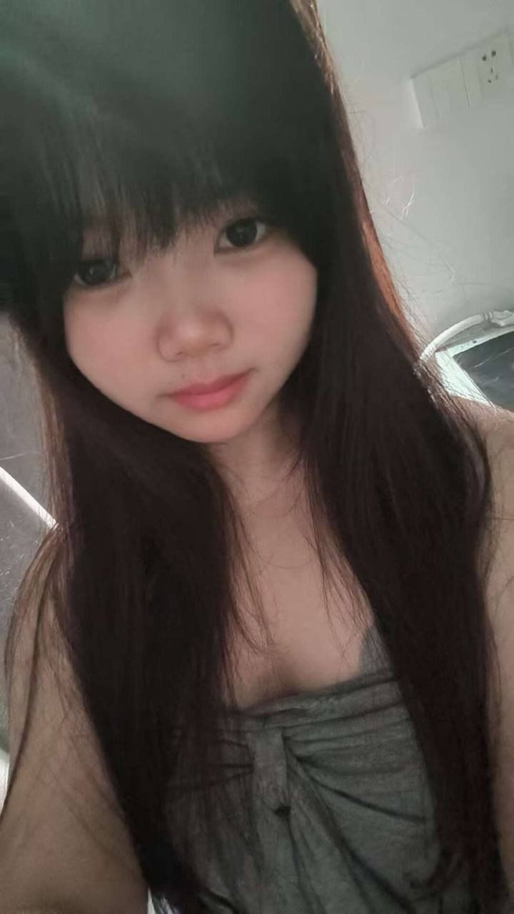 广东 惠州 18岁 156cm 102 A杯 学生 长相甜美可爱,软嫩小土豆 抽烟纹身:无 SM:否 无套:否 口交:可 过夜:可 同居:否 可飞:同城 价格:6 特点:长相甜美可爱,软嫩小土豆