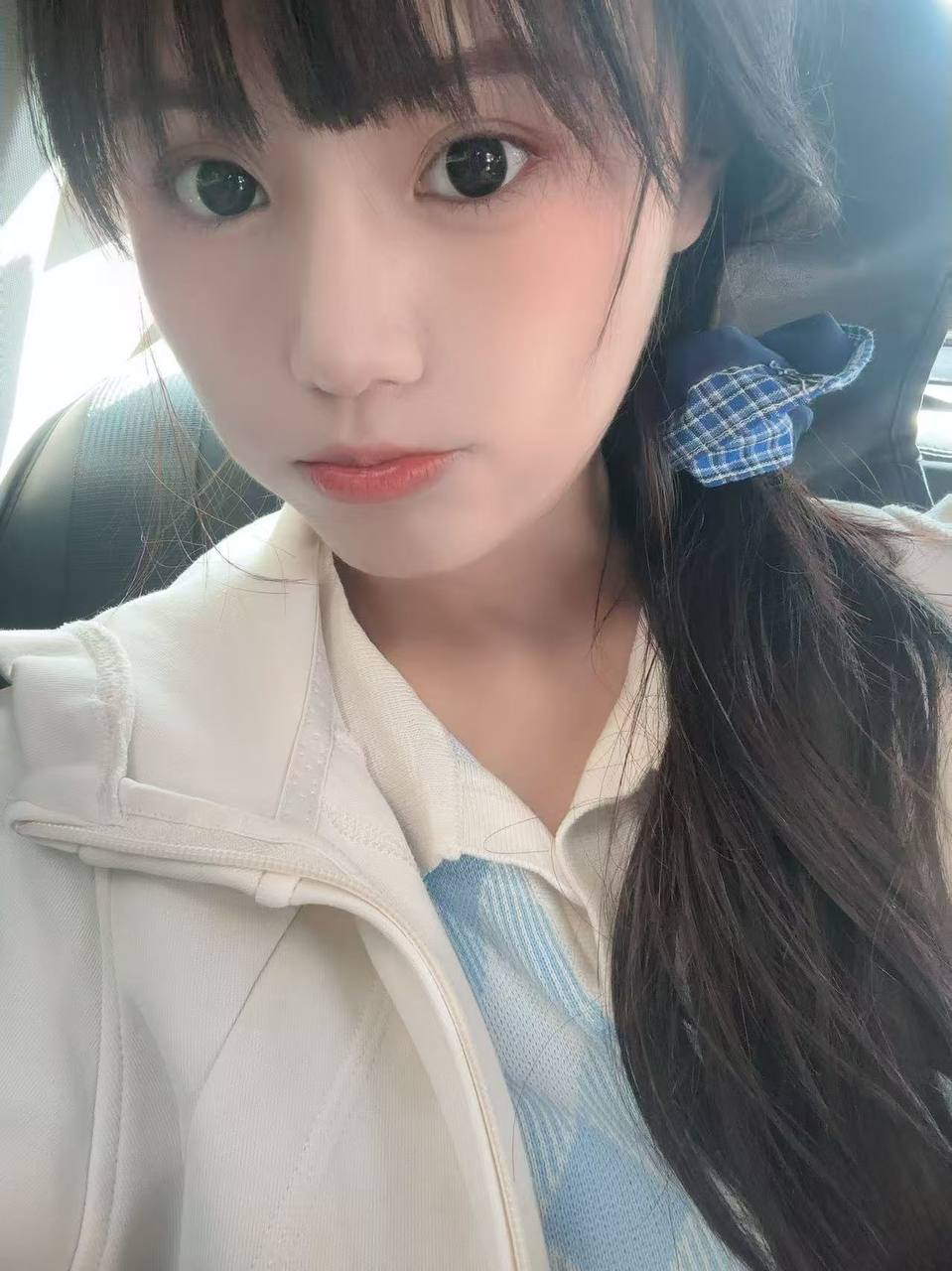 广东 广州 19岁 160cm 90 C杯 学生 温柔 乖 水多 SM:否 无套:否 口交:可 过夜:可 同居:否 可飞:可 其他城市 外省 出国 价格:15 特点:温柔 乖 水多