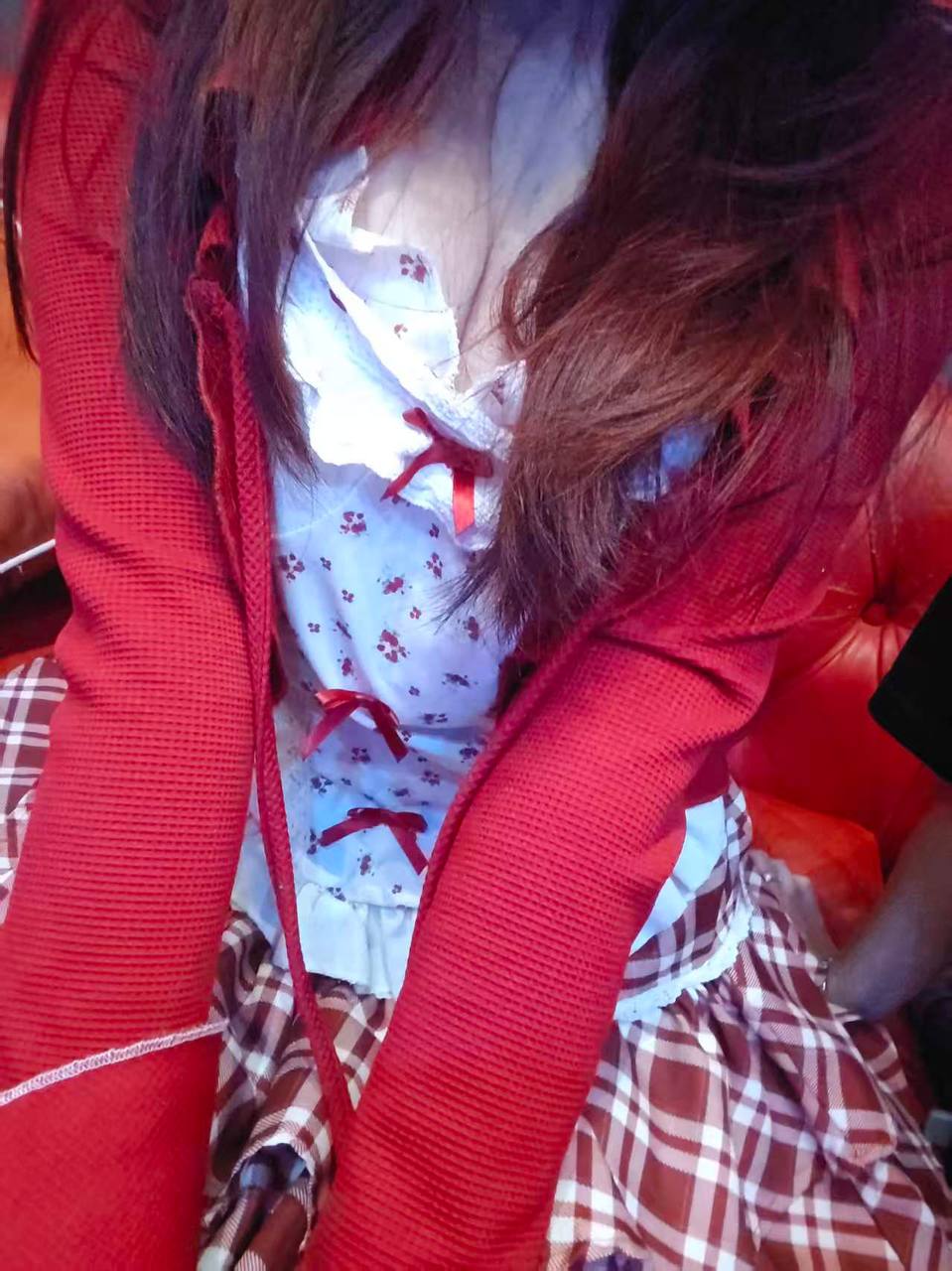 广东 深圳 22岁 156cm 99 B杯 运营 刚大学毕业 抽烟纹身:无 SM:否 无套:否 口交:可 过夜:可 同居:否 可飞:否 价格:10 特点:刚大学毕业
