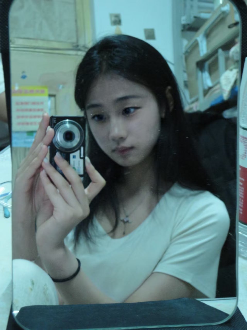 河北 石家庄 19岁 164cm 96 B杯 学生 事少 抽烟纹身:无 SM:是 无套:否 口交:可 过夜:可 可飞:可 京津冀 价格:4 特点:事少