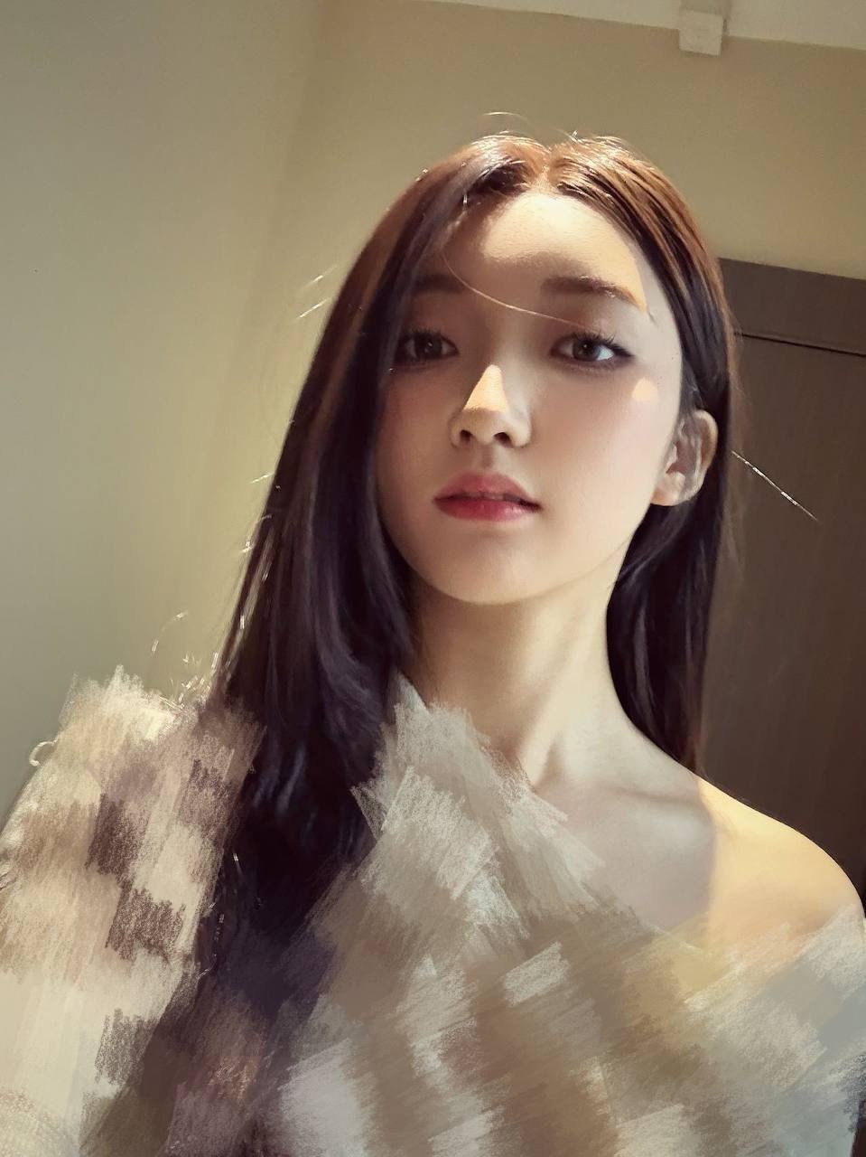 陕西 西安 18岁 165cm 95 B杯 年纪小 听话 性格好 SM:否 无套:否 口交:可 过夜:可 可飞:可 其他城市 价格:25 特点:年纪小 听话 性格好
