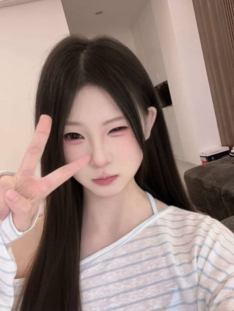 福建 漳州 18岁 158cm 78 A杯 学生 情绪稳定,不会吵架闹矛盾发脾气 抽烟纹身:无 SM:可 无套:否 口交:可 过夜:可 同居:可 可飞:不能 价格:30 特点:情绪稳定,不会吵架闹矛盾发脾气