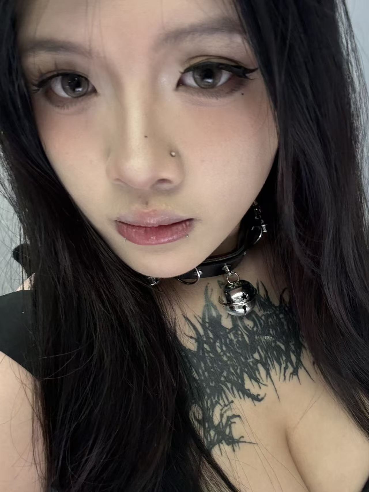广东 深圳 19岁 160cm 124 E杯 无 胸软屁股大 活泼听话 SM:是 无套:可 口交:可 过夜:可 可飞:可 价格:5.5 特点:胸软屁股大 活泼听话