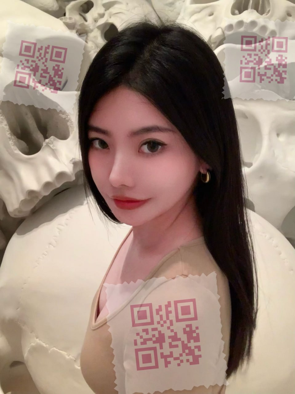 广东 广州 25岁 161cm 98 C杯 混血感 无整 爱运动身材好 御姐感 事少 配合度高 口交:可 过夜:可 可飞:可 其他城市 外省 出国港澳日韩新英美(有签证 价格:35 特点:混血感 无整 爱运动身材好 御姐感 事少 配合度高