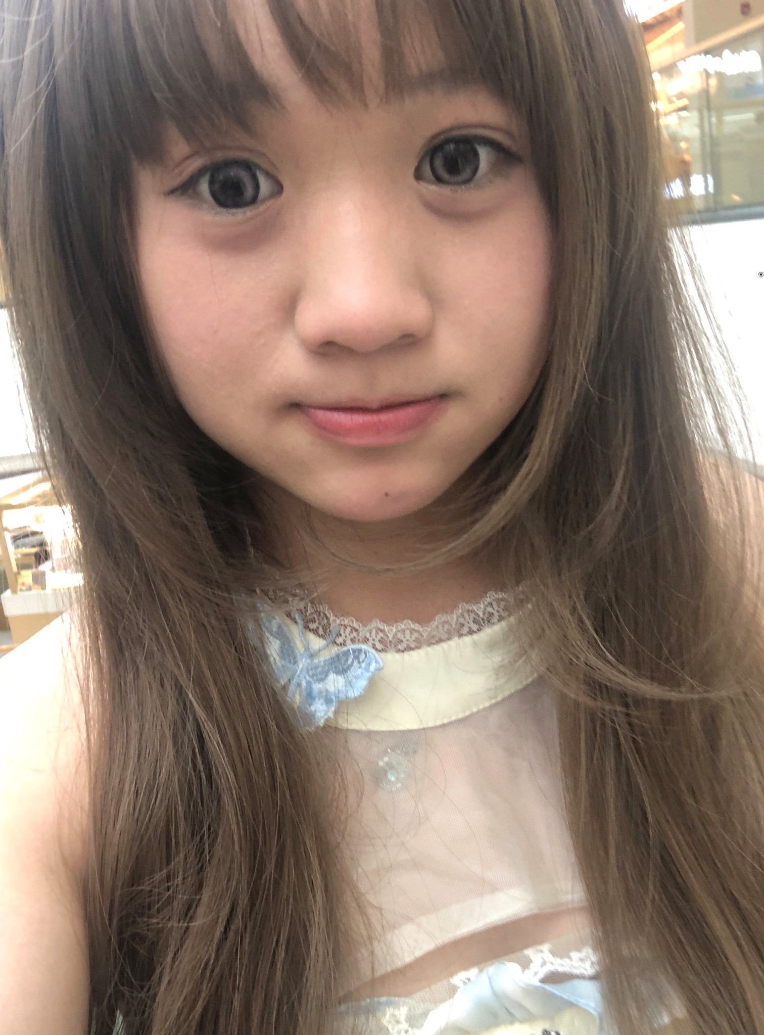 浙江 义乌 18岁 162cm 108.5 B杯 餐饮收银员 会跳舞 可爱 嫩 紧 滑 抽烟纹身:无 SM:是 无套:否 口交:可 过夜:可 同居:可 可飞:不可以 价格:4-6 特点:会跳舞 可爱 嫩 紧 滑