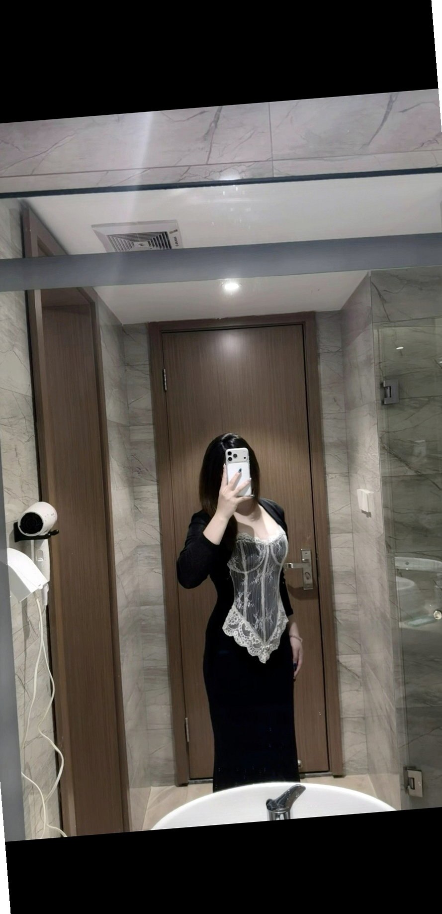 广东 湛江 19岁 166.5cm 117 D杯 前台 幽默,身材曼妙,可口,可无T,可内,可SM,甜美清纯阳光开朗,可甜可萌可御,会给你满满情绪价值 抽烟纹身:无 SM:是 无套:可 口交:可 过夜:可 同居:可 可飞:可 其他省份 价格:3-4.5 特点:幽默,身材曼妙,可口,可无T,可内,可SM,甜美清纯阳光开朗,可甜可萌可御,会给你满满情绪价值