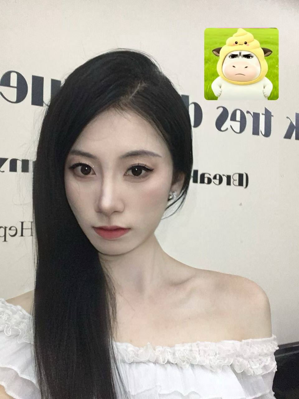 广东 珠海 22岁 170cm 104 A杯 自由 高瘦气质 抽烟纹身:无 SM:否 无套:可 口交:可 过夜:可 同居:否 可飞:看情况 价格:10 特点:高瘦气质