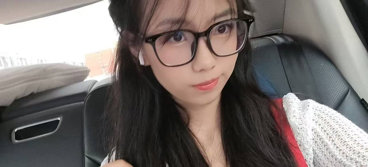 吉林 长春 18岁 165cm 100 B杯 学生 房事少 水多 听话 善解人意 通情达理 情绪价值高 接受程度高 抽烟纹身:无 SM:是 无套:可 口交:可 过夜:可 同居:可 可飞:可 价格:3 特点:房事少 水多 听话 善解人意 通情达理 情绪价值高 接受程度高