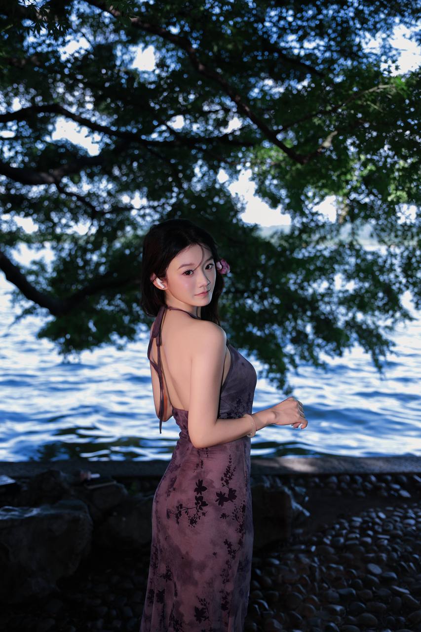 海南 海口 19岁 162cm 95 C杯 专科 活泼开朗,身材好,胸大,床上功夫好 抽烟纹身:有纹身 SM:否 无套:否 口交:可 过夜:可 同居:否 可飞:不 价格:5 特点:活泼开朗,身材好,胸大,床上功夫好