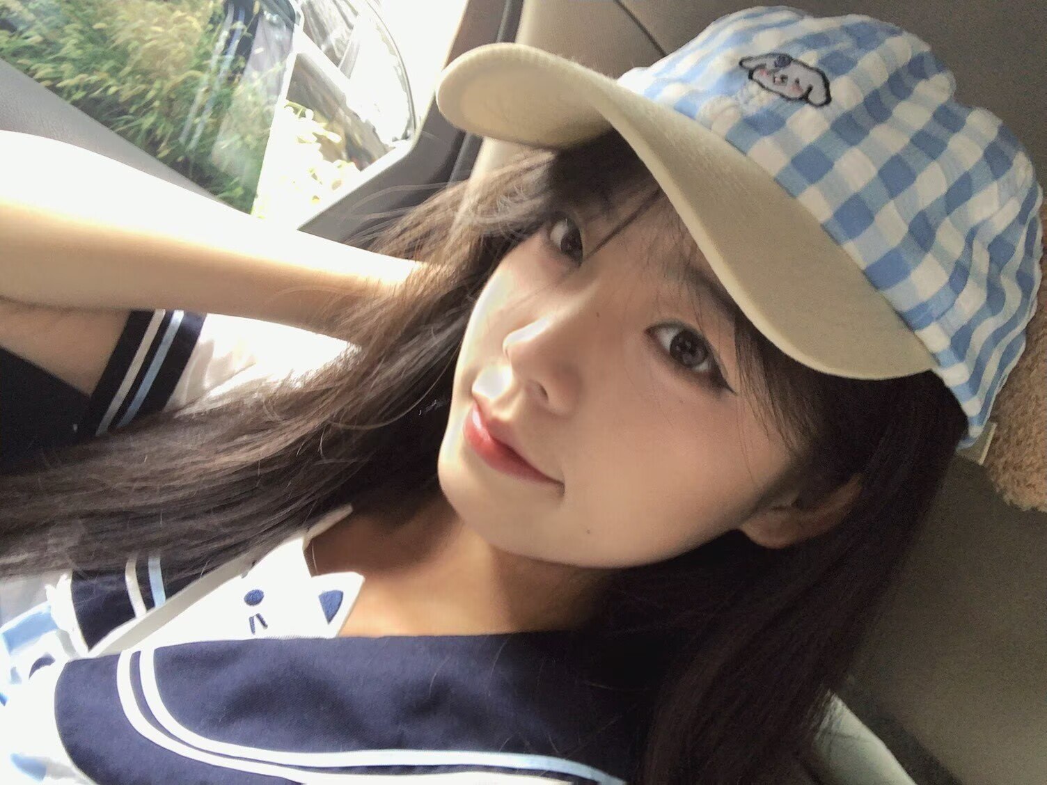 吉林 长春 18岁 166cm 94 B杯 学生 懂事,事少。初女。支持医院检测 抽烟纹身:无 SM:否 无套:否 口交:可 过夜:否 同居:否 可飞:否 价格:2 特点:懂事,事少。初女。支持医院检测